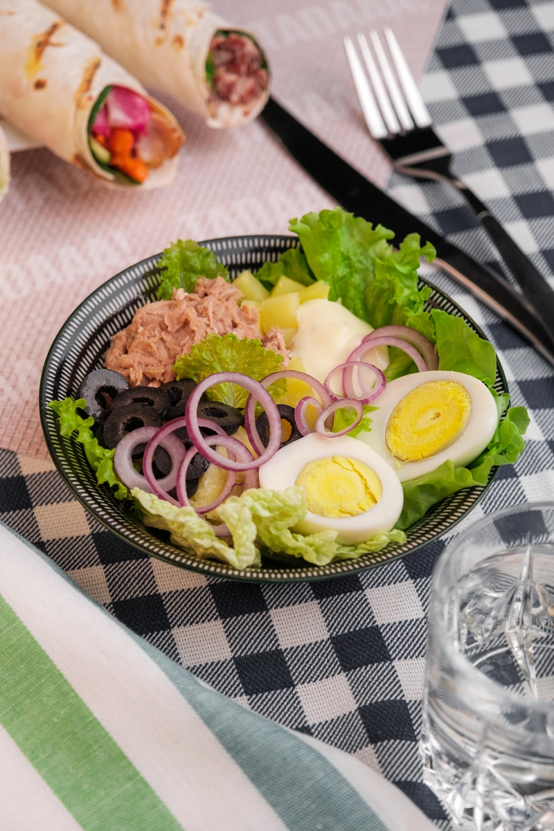  Tuna & Potato Niçoise Salad