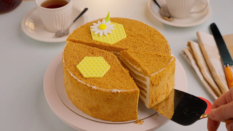 Zemallow Honeycomb Medovik Cake