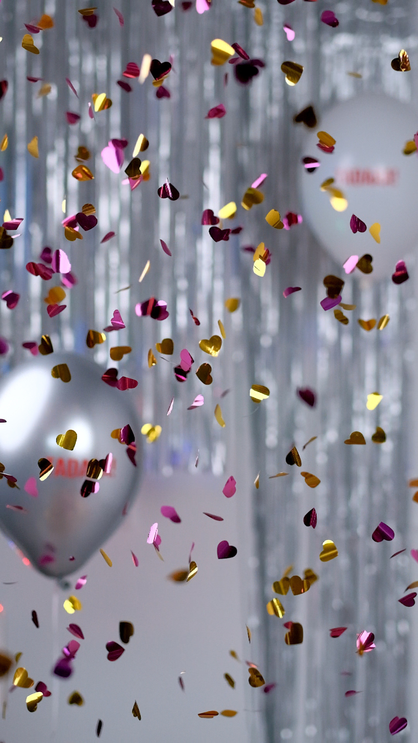 Gold and Pink Hearts Confetti Poppers