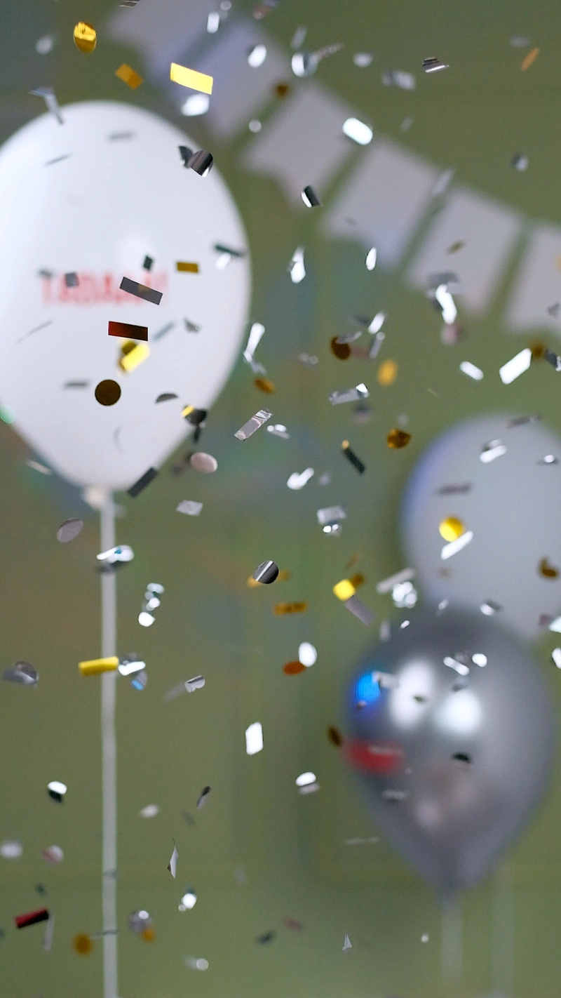 Gold and Silver Confetti Poppers