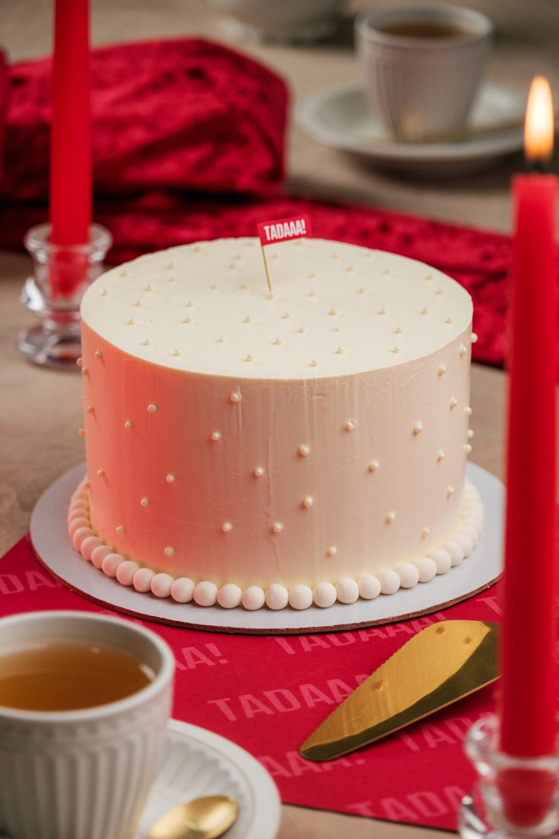Pearl Red Velvet Cake
