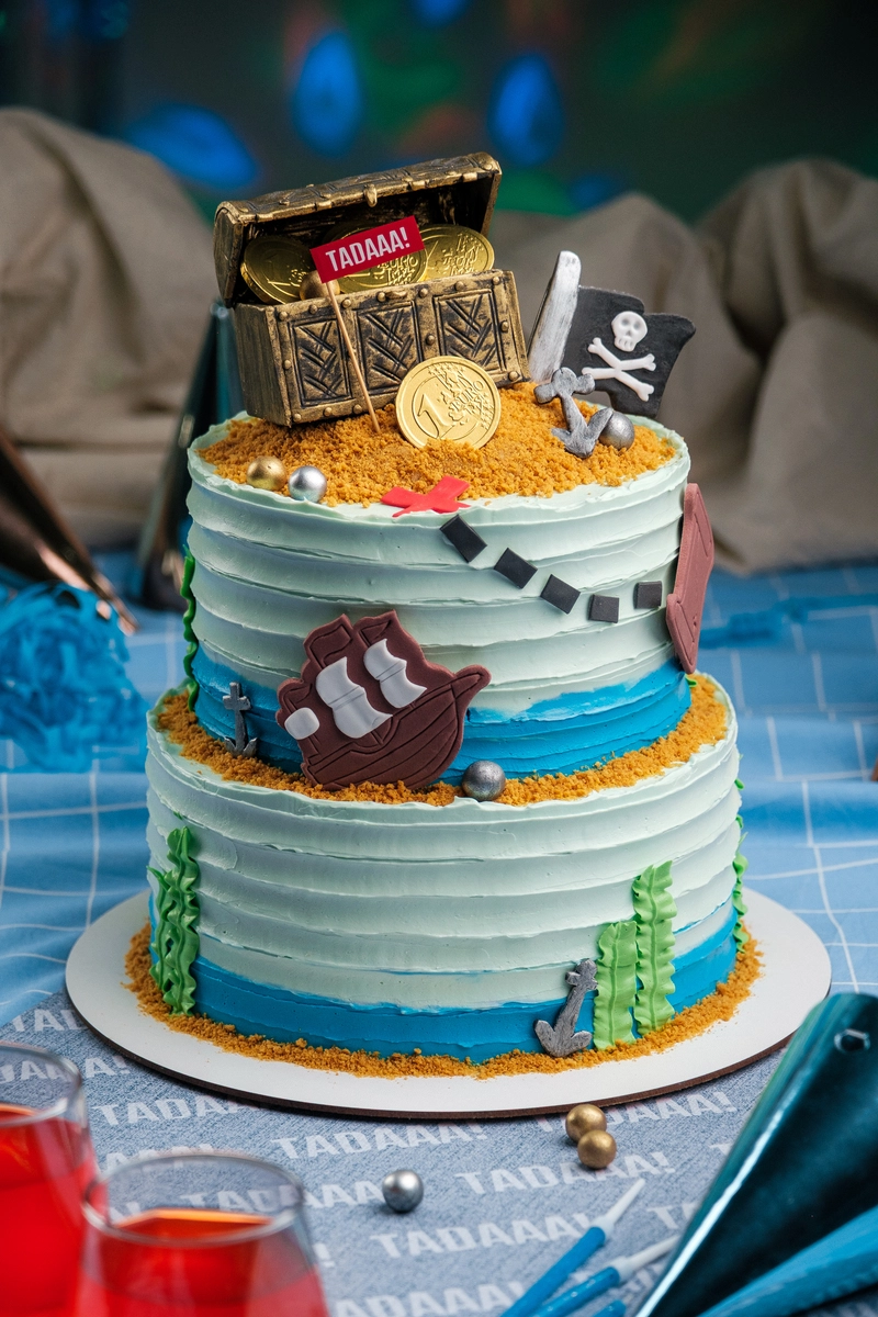 Pirate Vanilla Tier Cake 