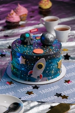 Space Vanilla Cake
