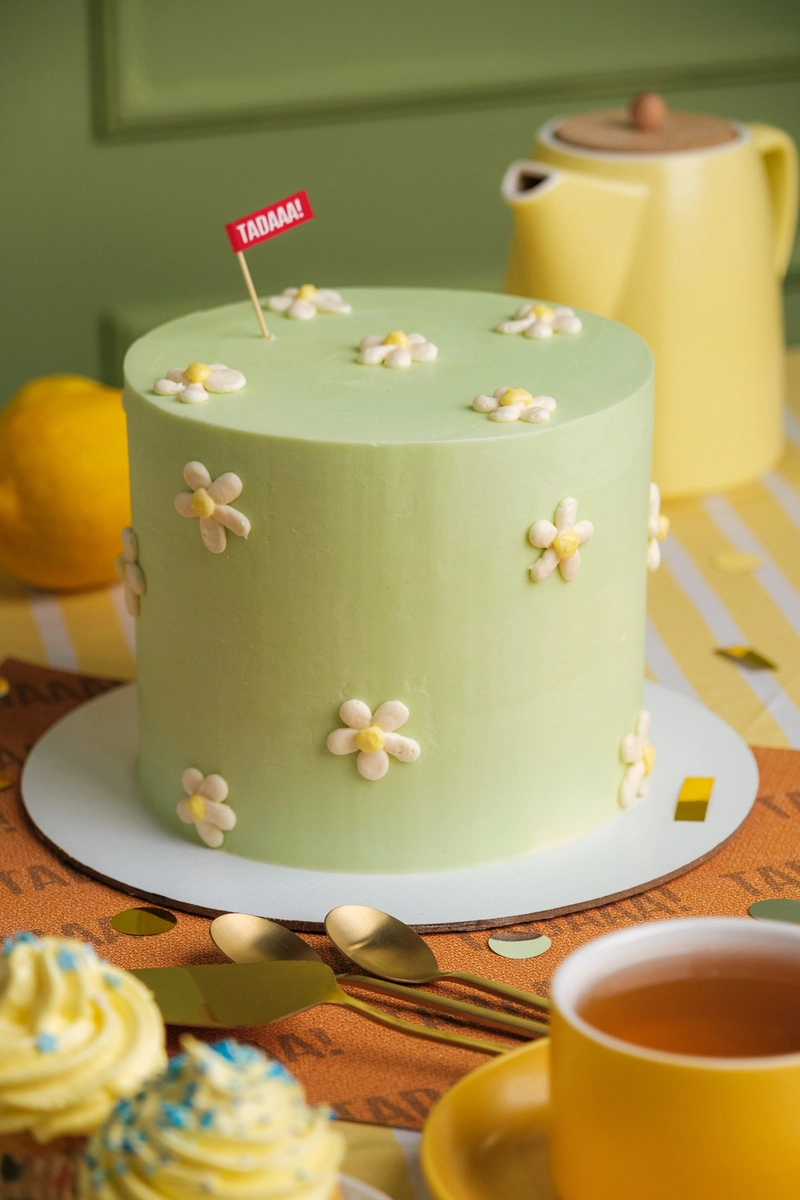 Daisy Lemon Cake 