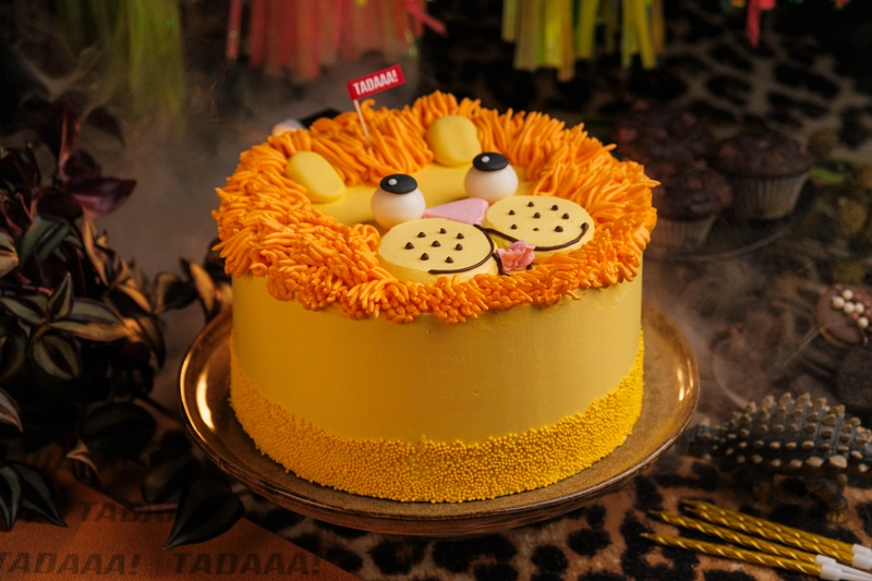Lion Chocolate Cake 