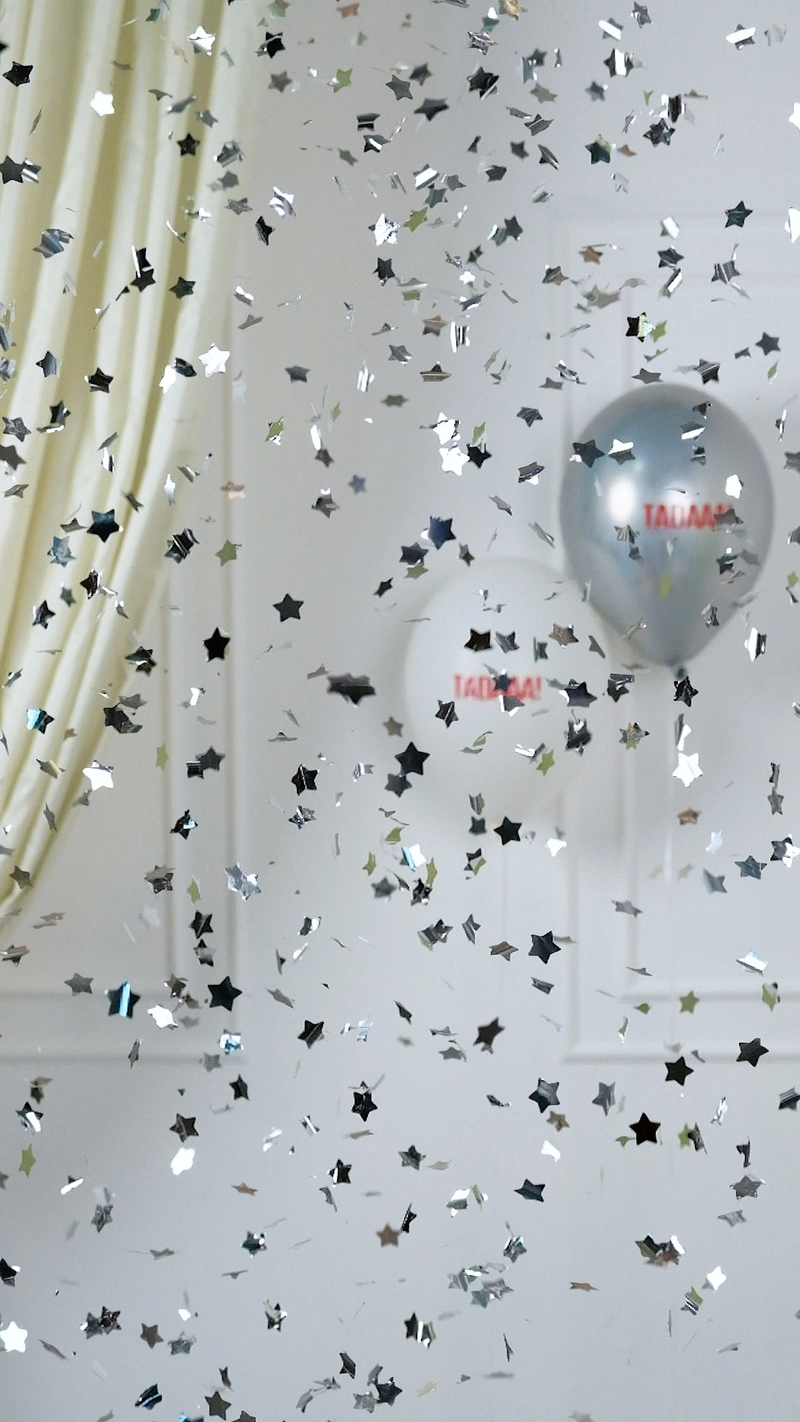 Silver Stars Confetti Poppers