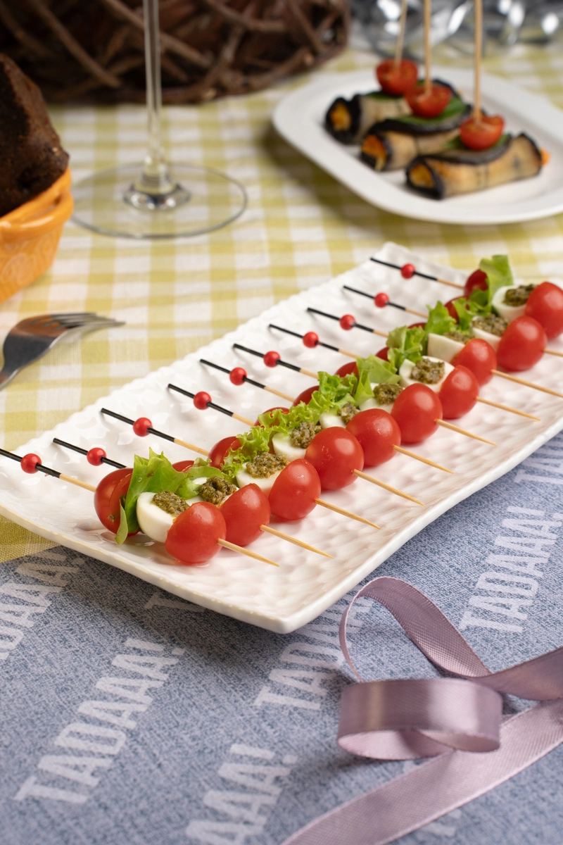 Mozzarella & Cherry Tomato Bites