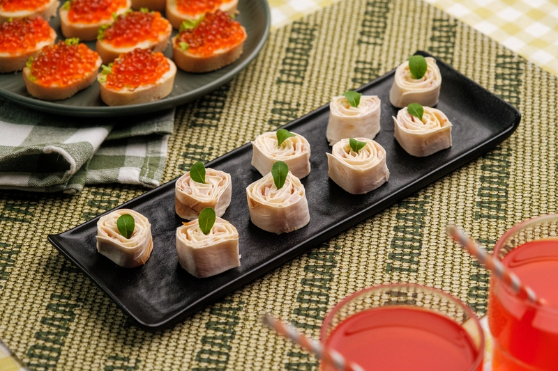 Slow-cooked Ham Mini Roulade