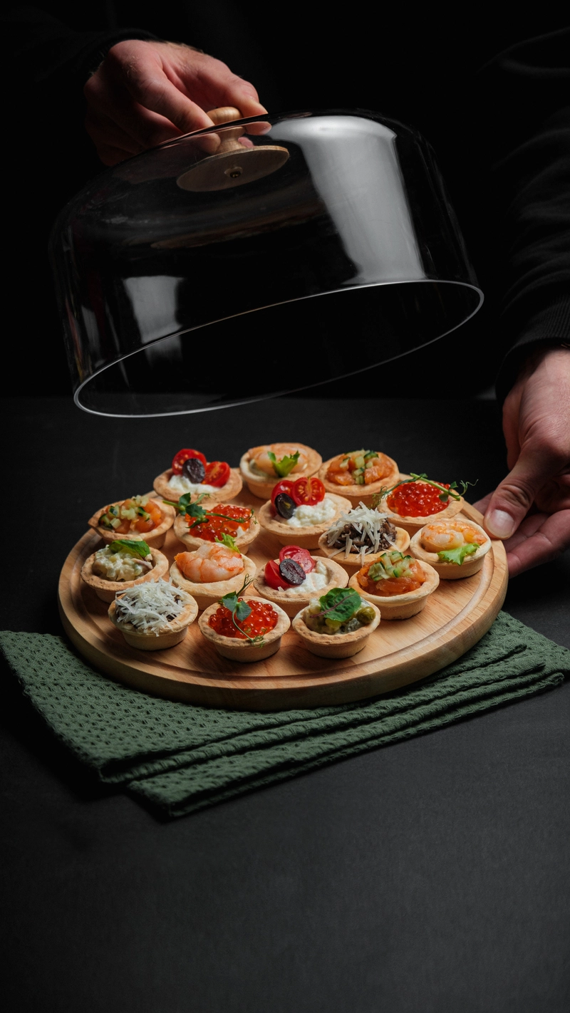 Selection of 24 Canapés