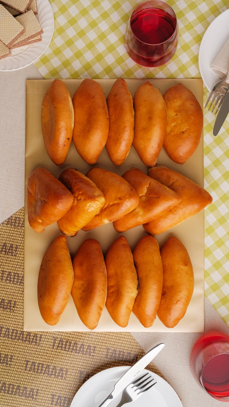 Set of 15 Pastries – Egg & Cabbage, Beef, Potato & Onion