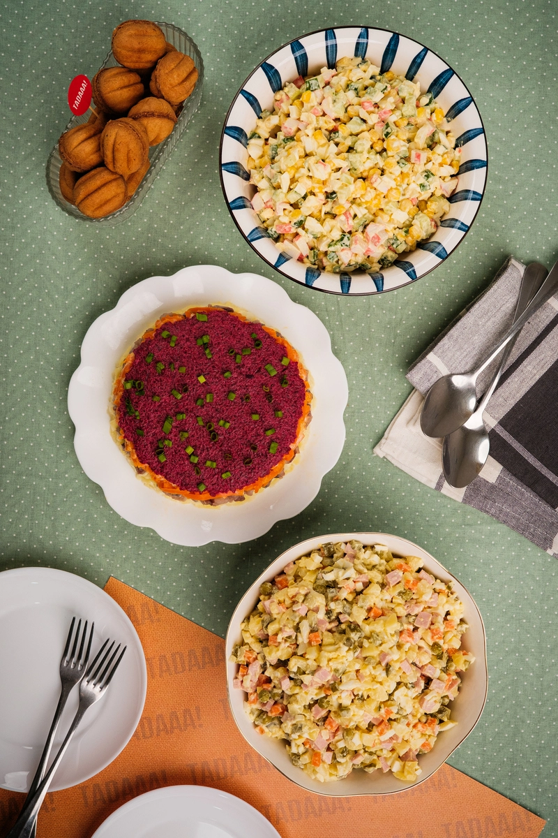 Olivier, Crab & Shuba Salad Set