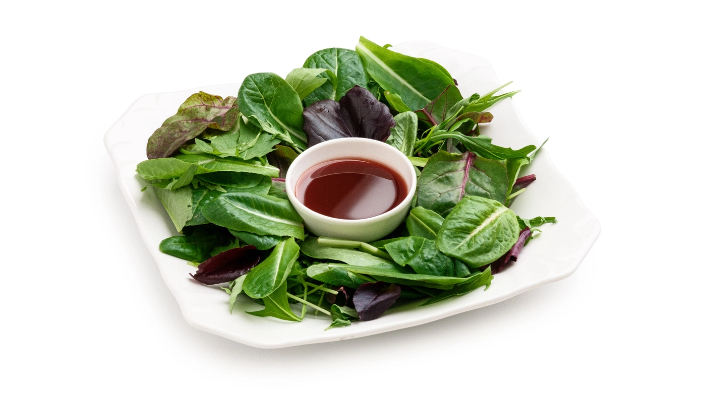 Mixed Leaf Salad with Pomegranate Dressing