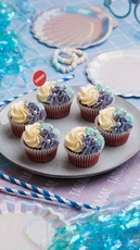 Silver Swirl Red Velvet Cupcakes – 6 pcs