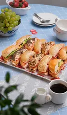 Smoked Salmon Bagel Platter