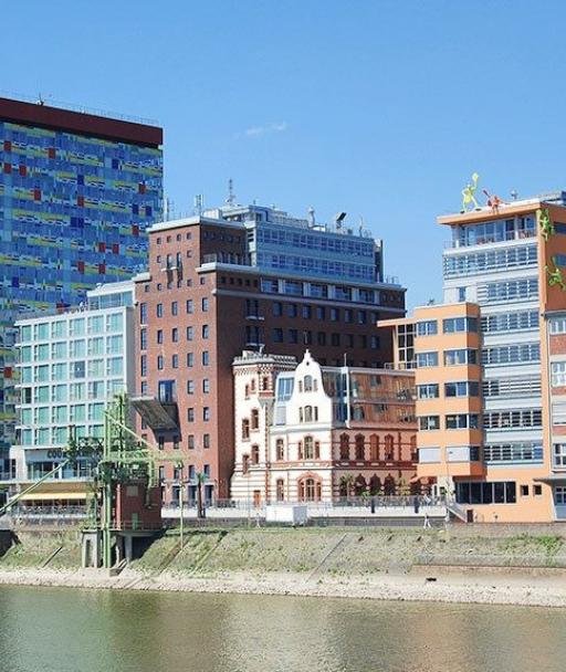 Clinic im Centrum Düsseldorf - Bekijk prijzen en maak een afspraak