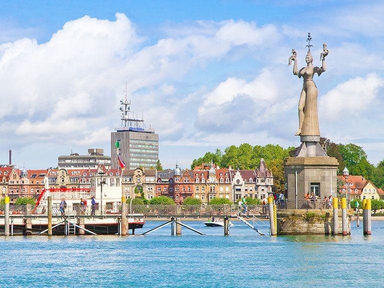 Injektionsbehandlung gegen Falten in Konstanz bei Clinic im Centrum Konstanz