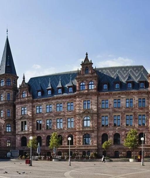 Clinic im Centrum Wiesbaden - Bekijk prijzen en maak een afspraak