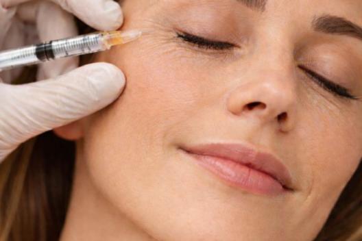 What Are the Most Effective Ways to Decrease Wrinkles Around the Eyes?