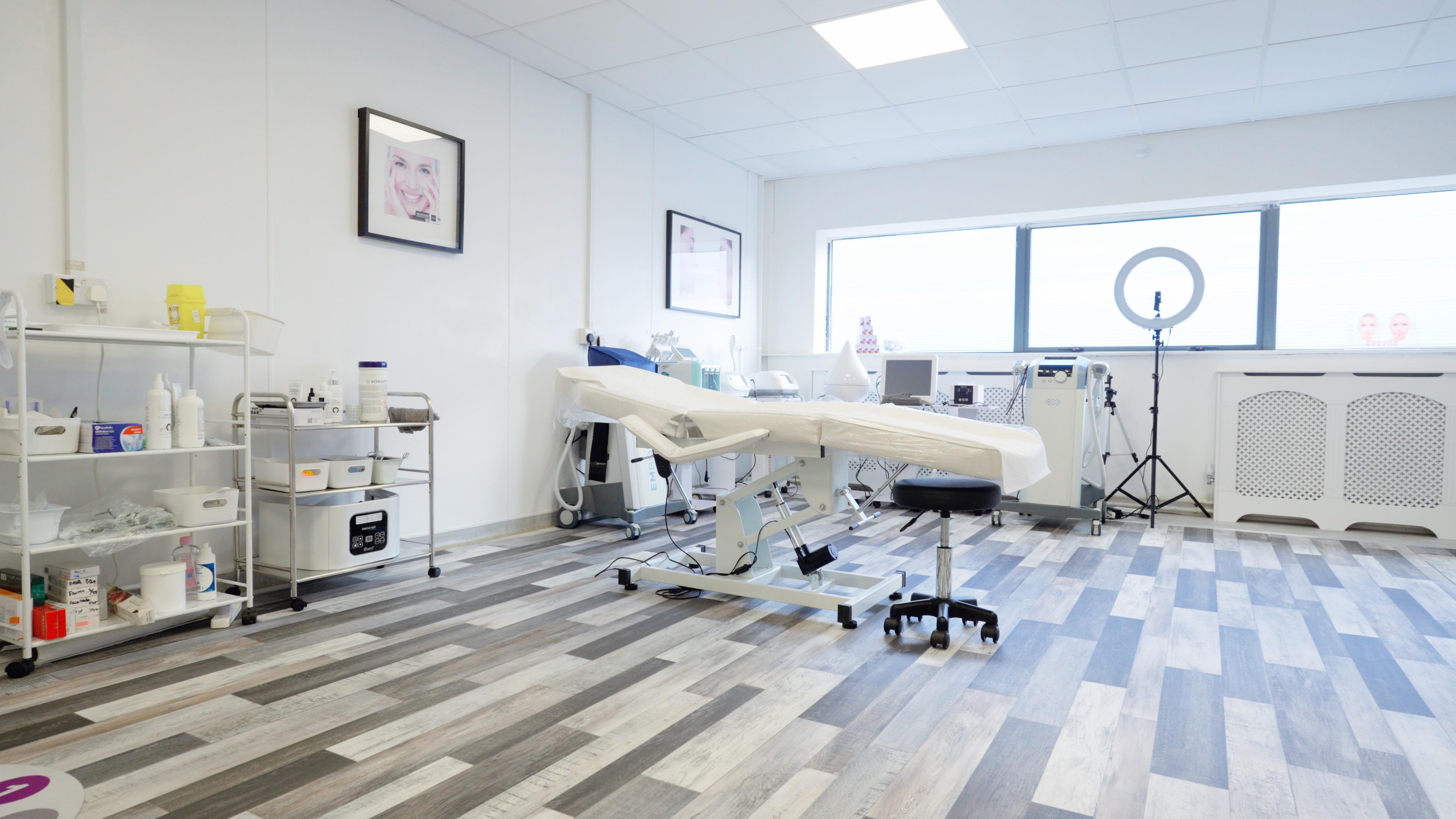 Injectables treatment for wrinkles in Manchester at Revitalised Aesthetics Ltd