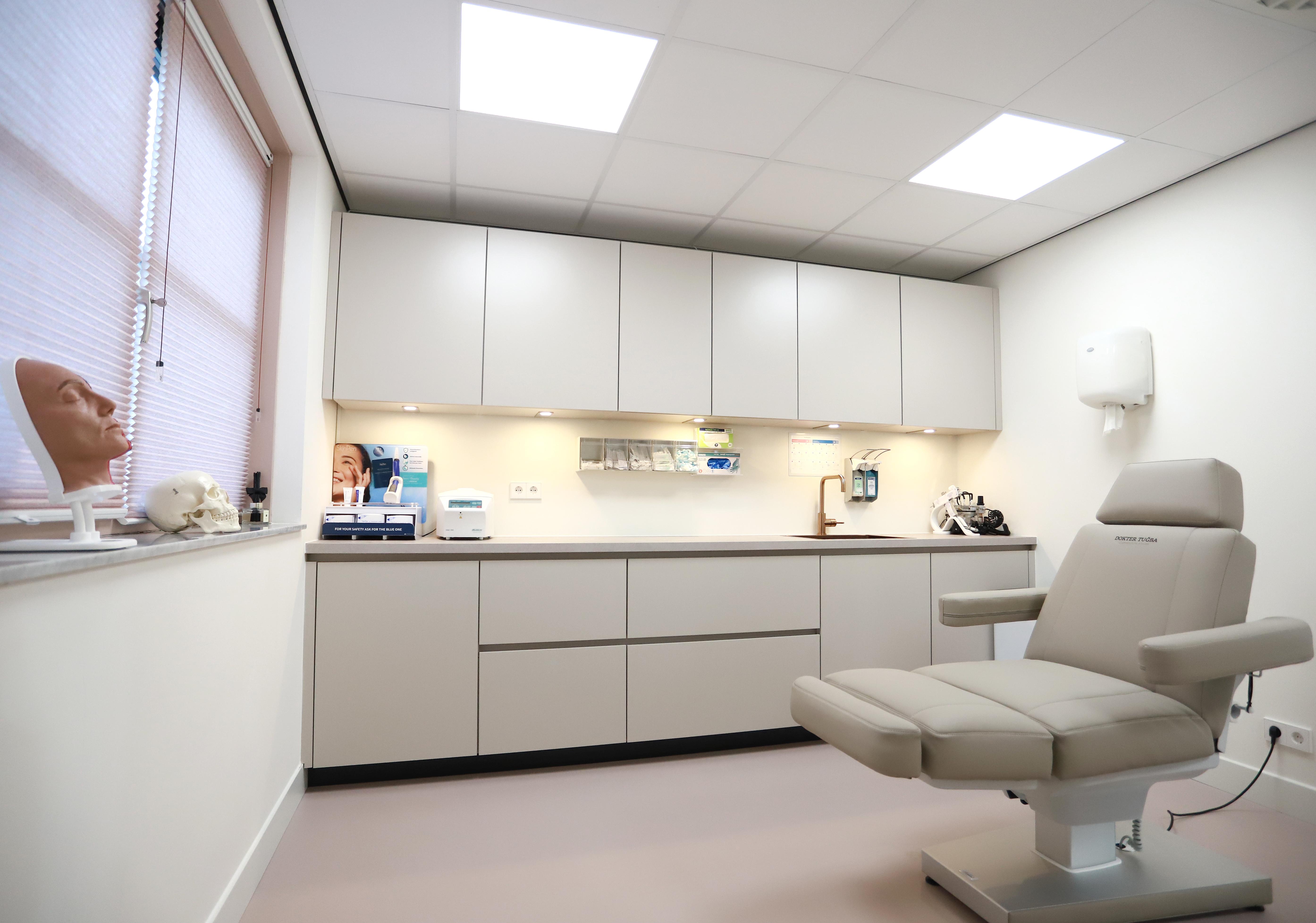 Injectables behandeling voor rimpels in Lelystad bij Dokter Tuğba kliniek