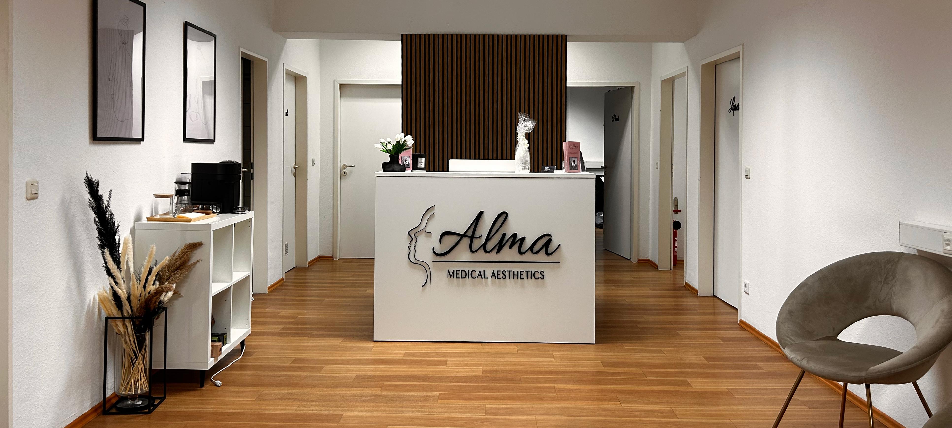 Maria Cordova Injektionsbehandlungen