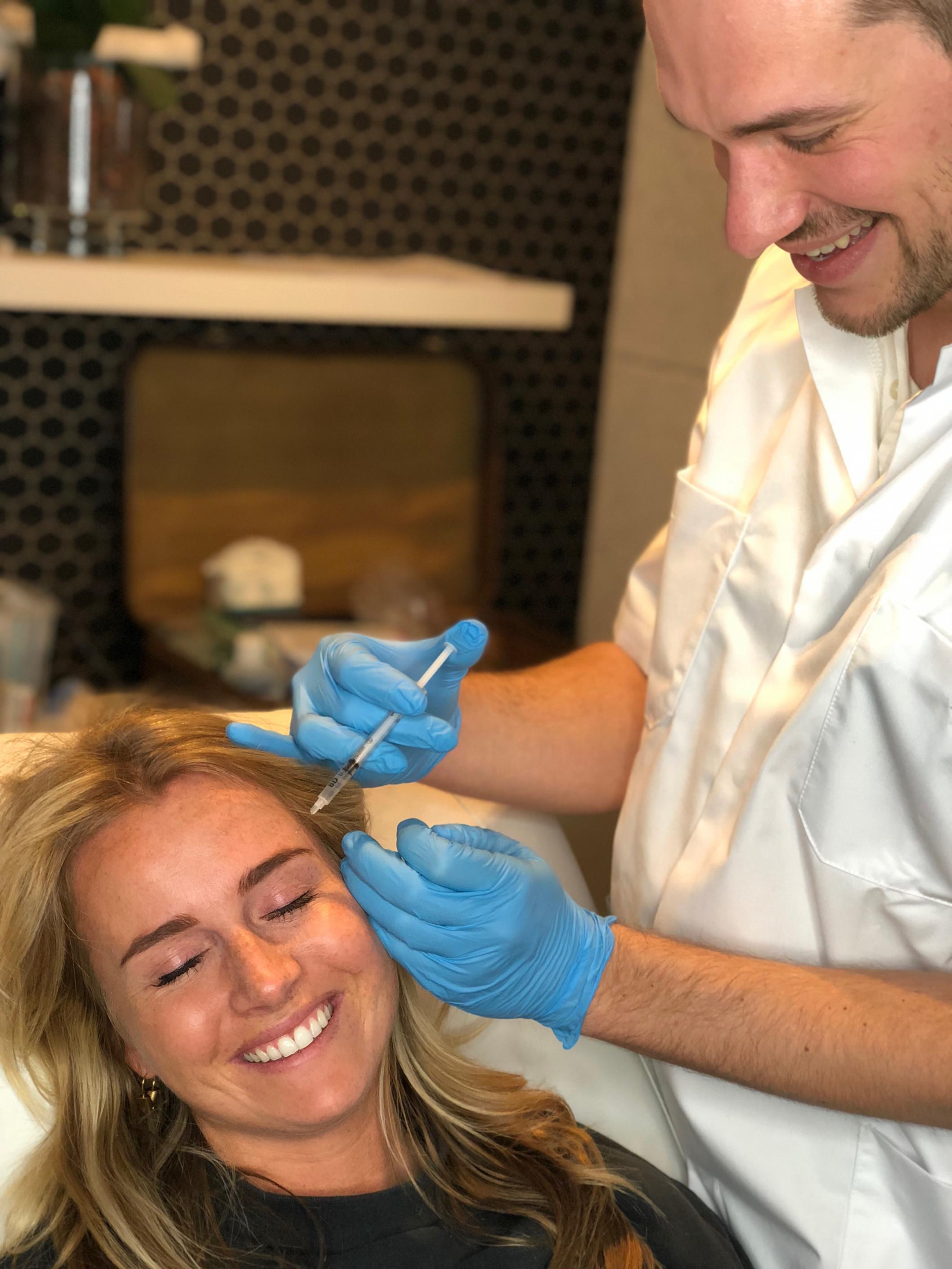 Injectables behandeling voor rimpels in Hellevoetsluis bij Dokter Alex Hellevoetsluis
