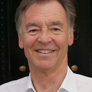 Mike Tee