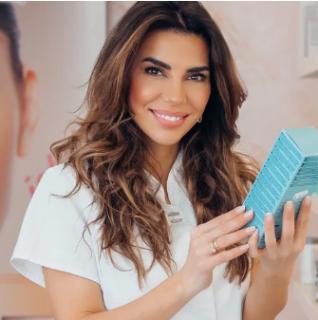 Botox Spezialist Charula Bauer