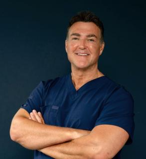 Dr. Stephen Hennessy