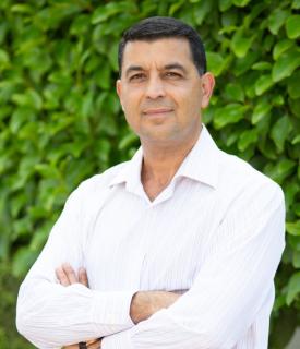 Kayvan Bidad