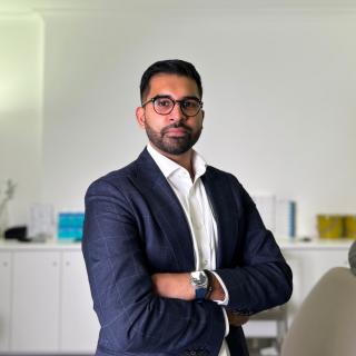 Dr. Arun Karwal