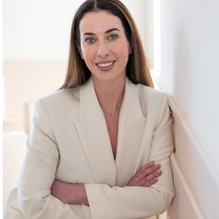 Dr. Emma Goulding