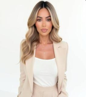 Chantelle Lee