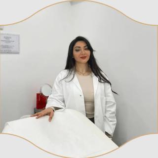 Farnaz H.