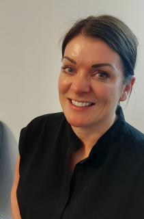 Lisa Knowles