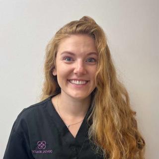 Amelia Davison
