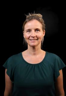 Dr. Victoria Lewis