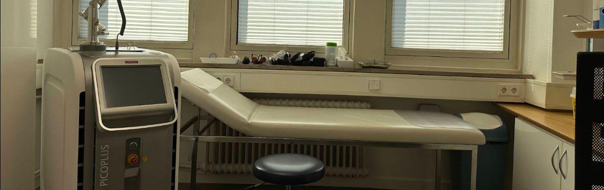 Injektionsbehandlung gegen Falten in Karlsruhe bei Zentrum für dermatologische Lasertherapie und ästhetische Dermatologie