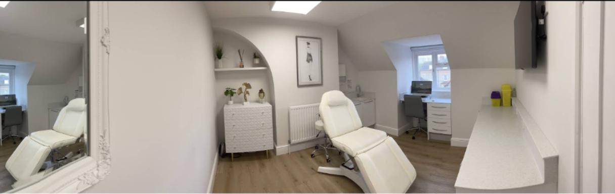 Injectables treatment for wrinkles in Dorchester at Dr Bryant Aesthetics