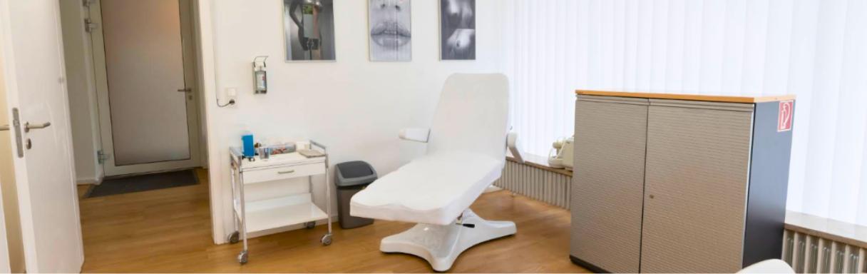 Injektionsbehandlung gegen Falten in München bei Almeida Aesthetic by Dr. Sawatzki