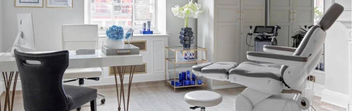 Injectables treatment for wrinkles in London at The London Cosmetic Clinic