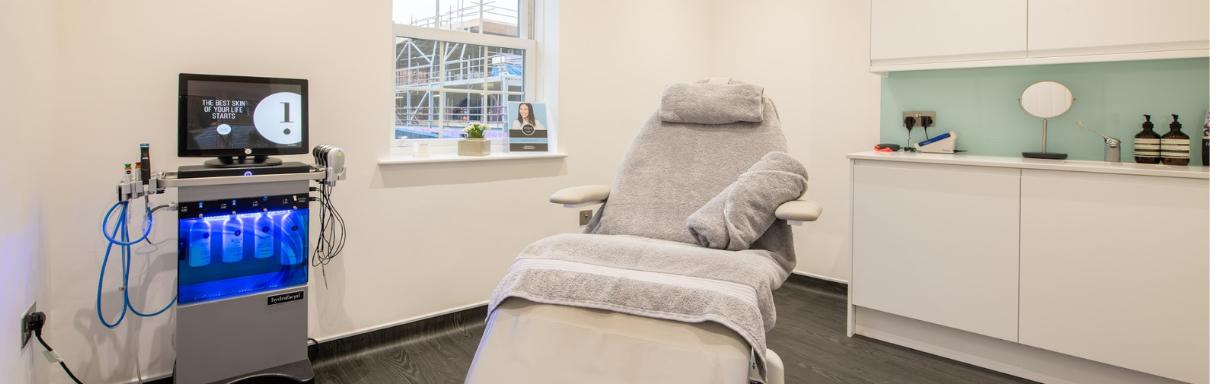 Injectables treatment for wrinkles in Gerrards Cross at Dr Grace Kelly Aesthetic skin clinic