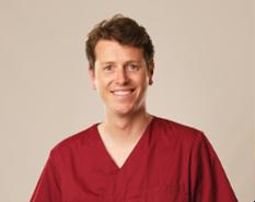 Dr. Nicolas Dhooghe