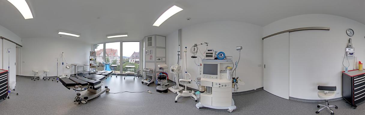 Injektionsbehandlung gegen Falten in Zweibrücken bei Dr. Lang Esthetics - Zweibrücken