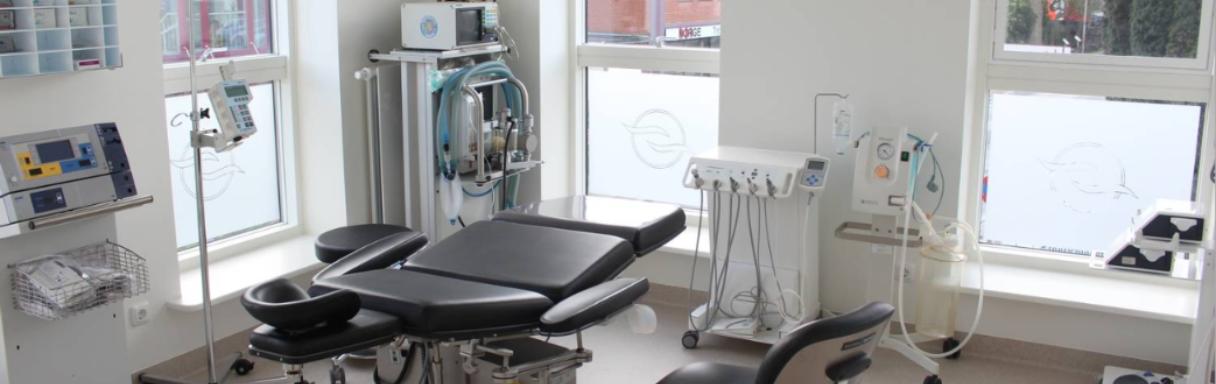 Injektionsbehandlung gegen Falten in Husum bei Dr. Dr. Gierloff - Gesichtschirurgie Und Implantologie