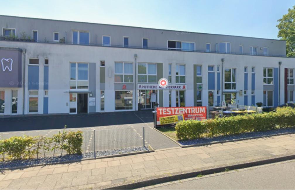 Dr. Dr. Jörg Rinneburger - Dental & Ästhetikzentrum RIVAMED