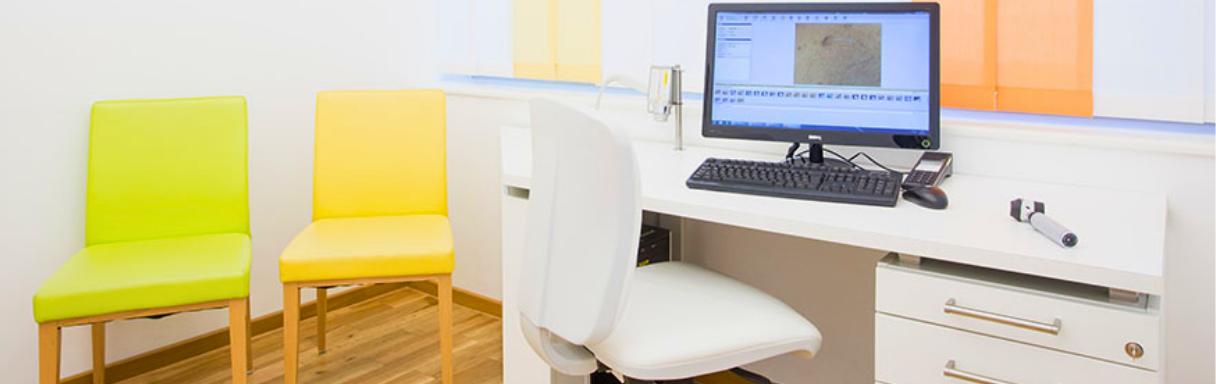 Injektionsbehandlung gegen Falten in Neumünster bei DermatologieZentrum Neumünster