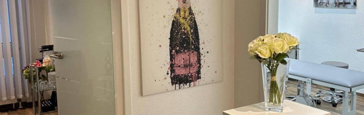 Injektionsbehandlung gegen Falten in Mönchengladbach bei Ästhetikpraxis Beethovenstrasse