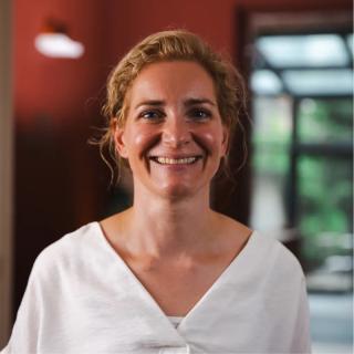 Dr. Med Karin Stock