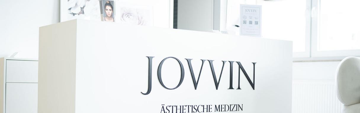 Injektionsbehandlung gegen Falten in Neustadt am Rübenberge bei JOVVIN Ästhetische Medizin
